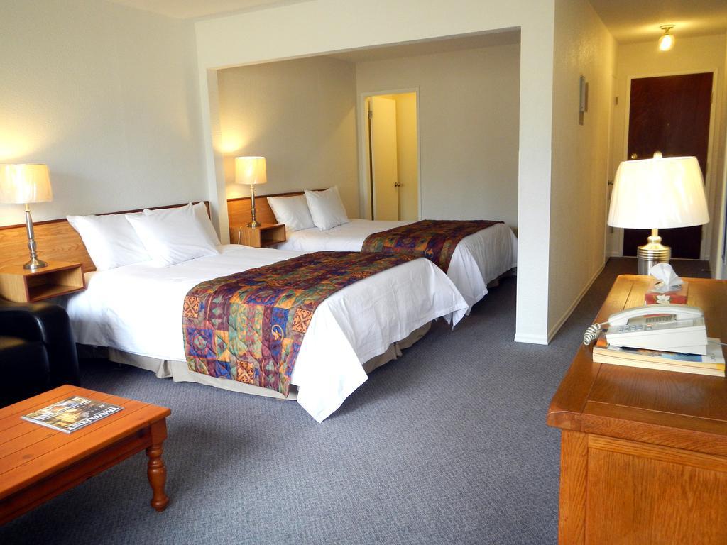 Motel Mayfair